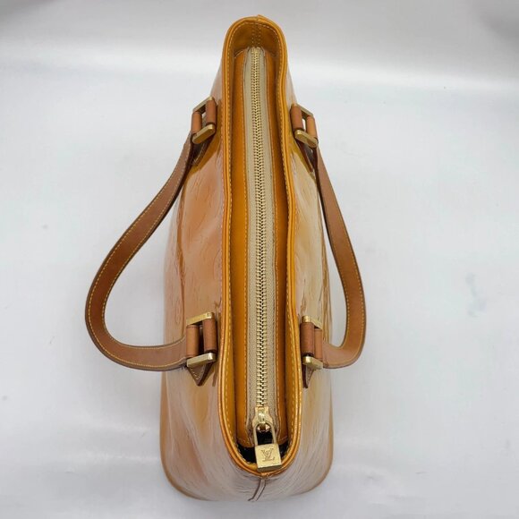 Louis Vuitton Vernis bag - Picture 13 of 16